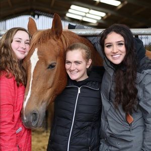 Meet your Posher, Lesa